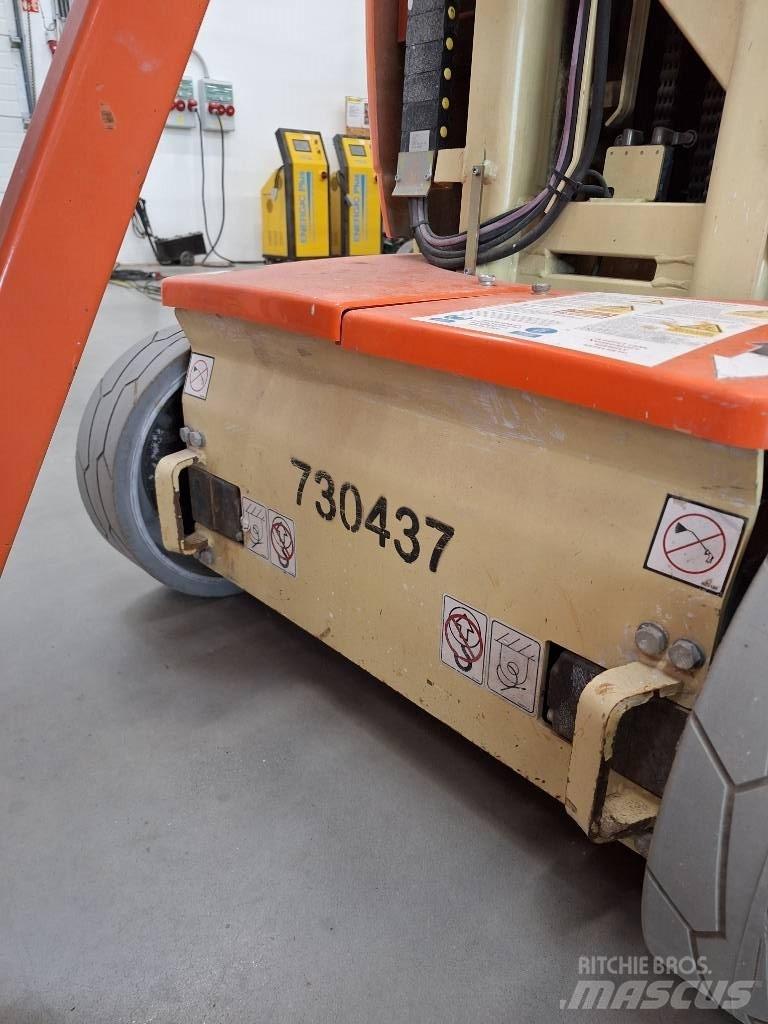 JLG Toucan 10 E رافعات السارية الرأسية