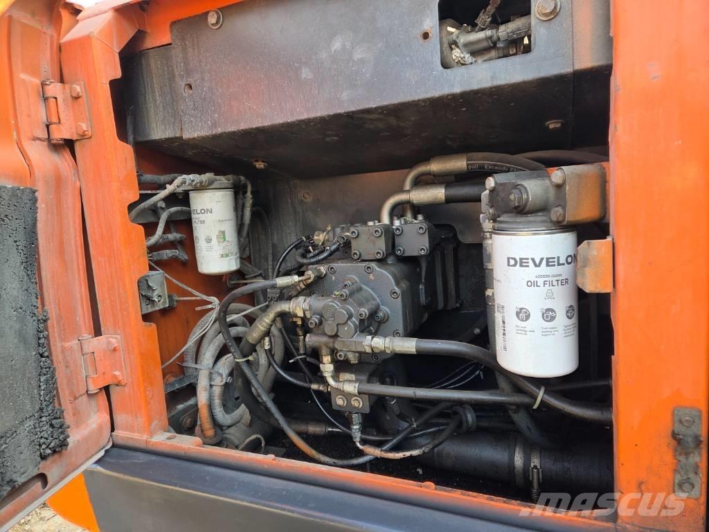 Doosan DX 220 LC-5 حفارات زحافة