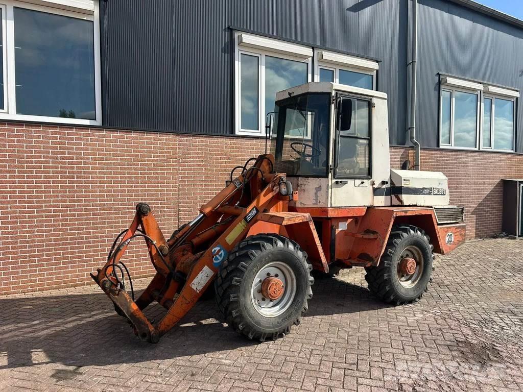 Schaeff SKL851 لوادر بعجل