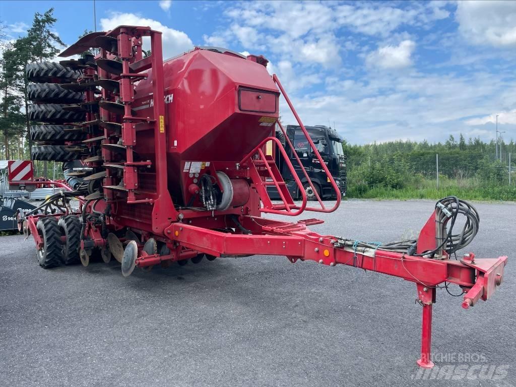 Horsch Pronto 6 DC مثاقيب مدمجة