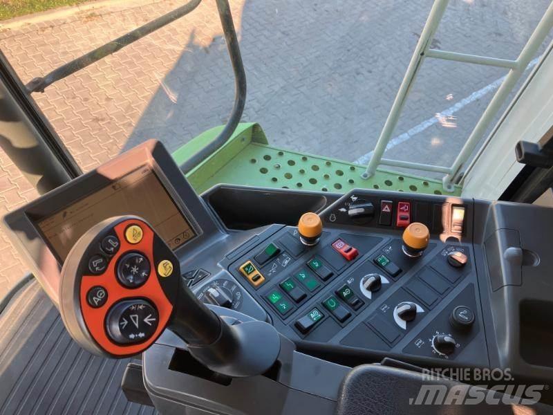 CLAAS LEXION 600 حصادات
