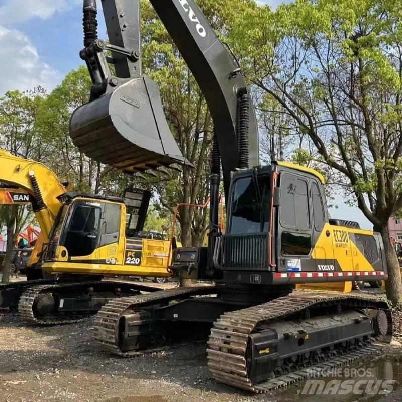 Volvo EC300 حفارات زحافة
