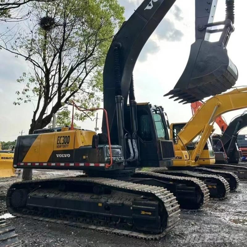 Volvo EC300 حفارات زحافة