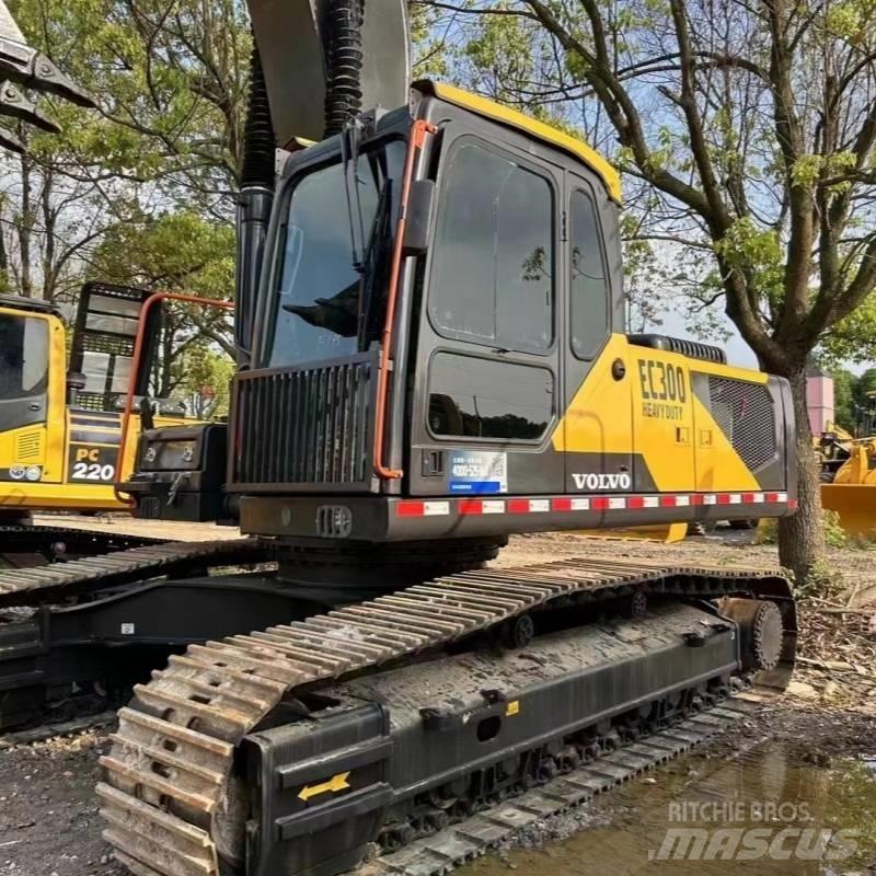 Volvo EC300 حفارات زحافة
