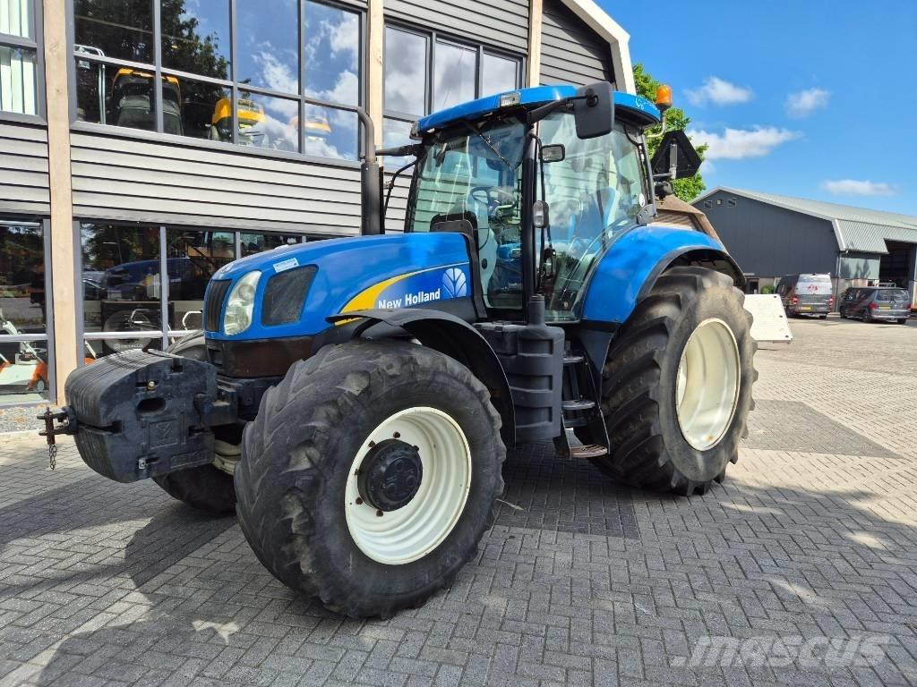 New Holland T 6080 الجرارات