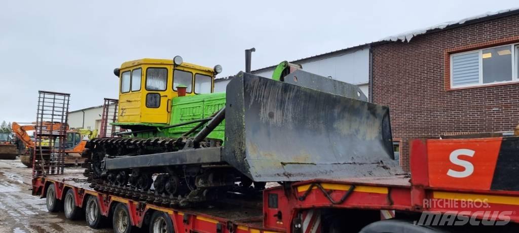  OLD TIMER BULLDOZER بلدوزرات مجنزرة