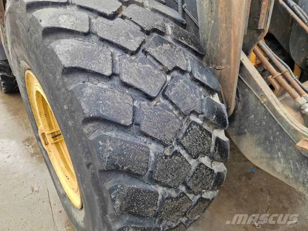 Ljungby L15 لوادر بعجل