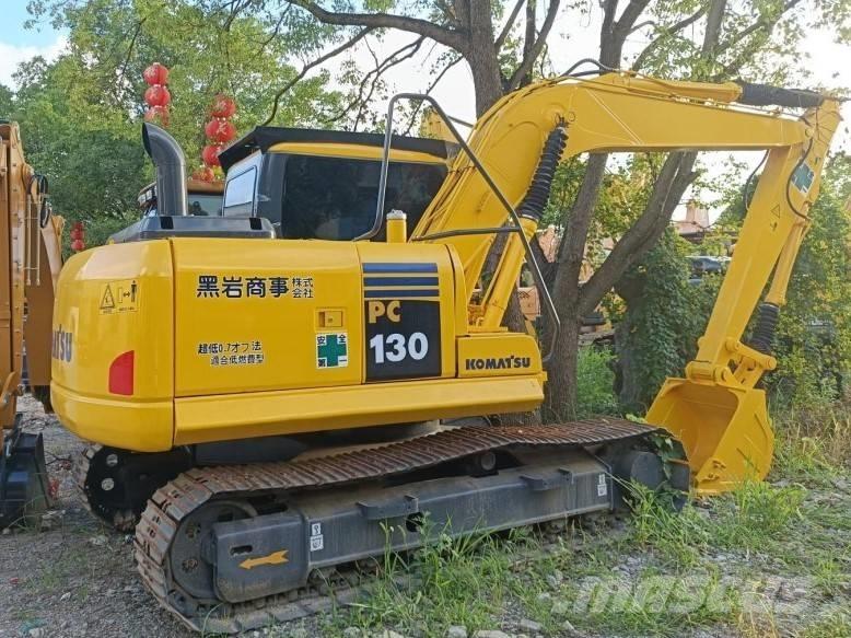 Komatsu PC 130 حفارات زحافة