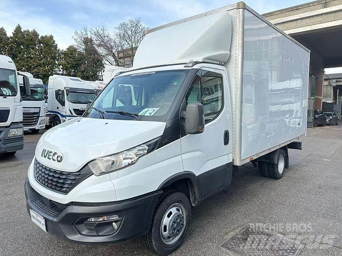 Iveco 35C14 أخرى