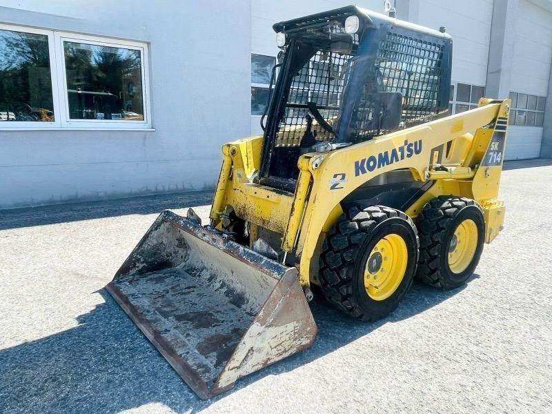 Komatsu SK 714-5 لوادر انزلاقية التوجيه