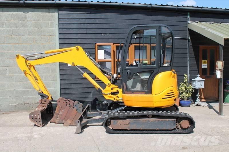 JCB 8032 حفارات صغيرة أقل من 7 طن (حفارات صغيرة)