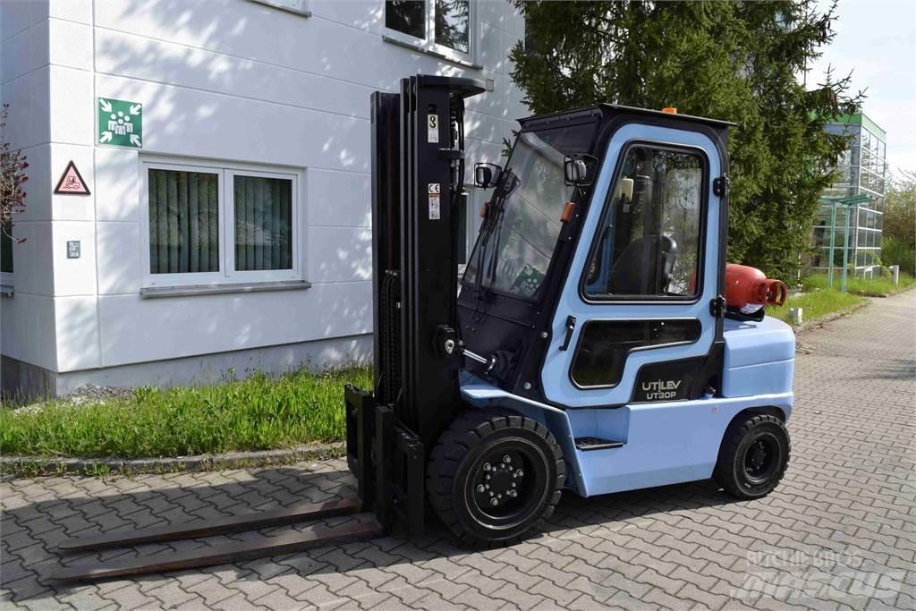 Utilev UT 30 شاحنات LPG