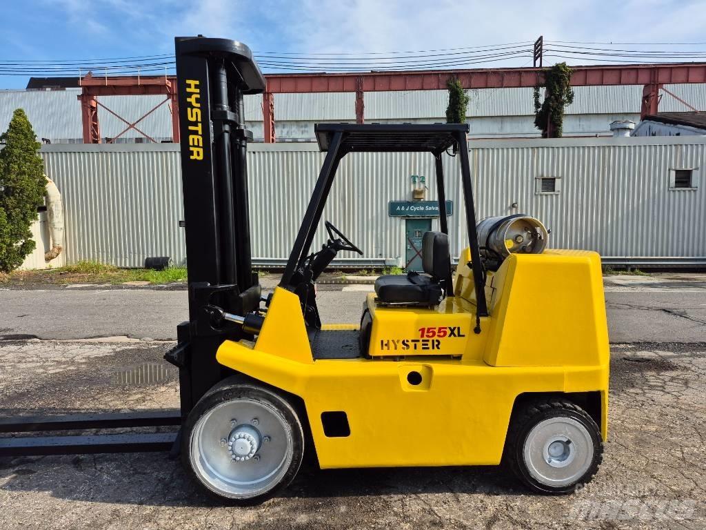 Hyster S 155 XL 2 شاحنات ذات رافعات شوكية - أخرى