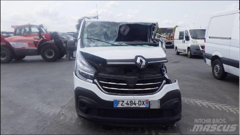 Renault Trafic شاحنة مقفلة