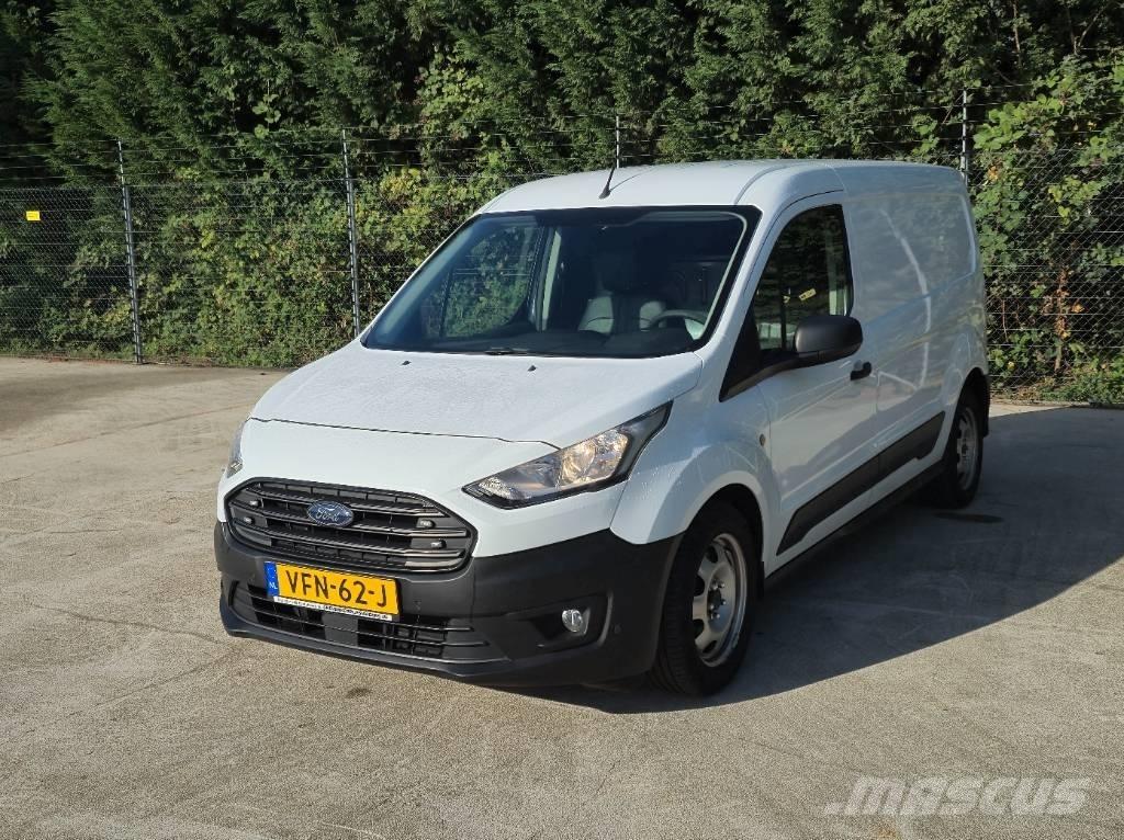 Ford Transit Connect شاحنة مقفلة