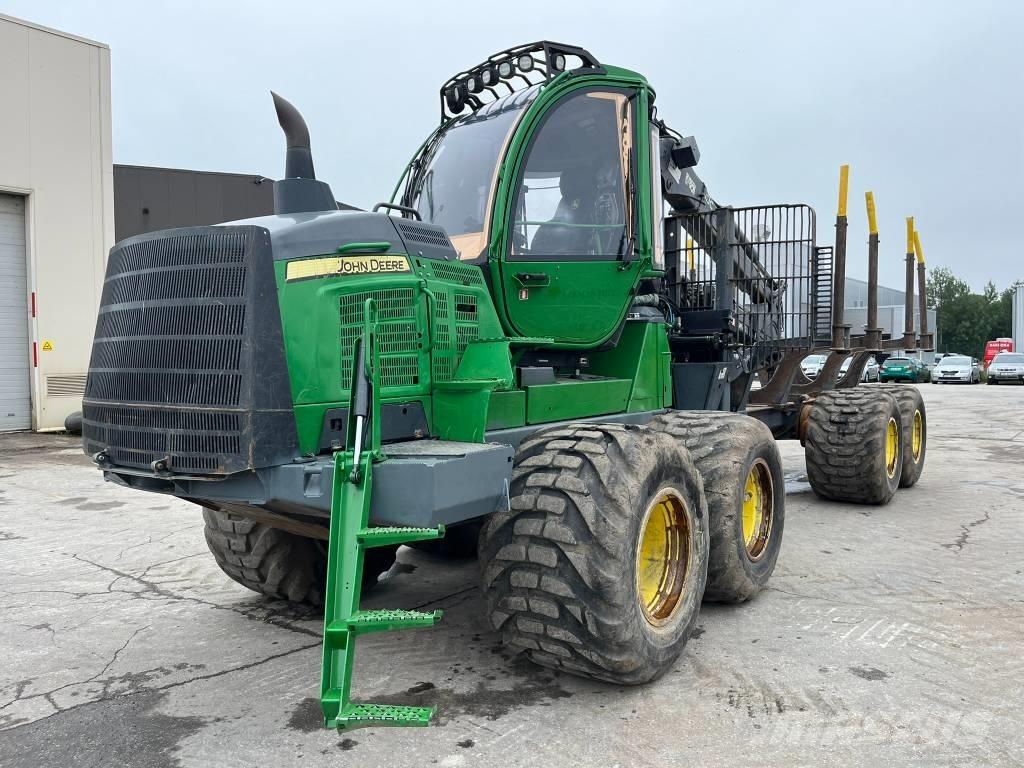 John Deere 1510G شاحنات