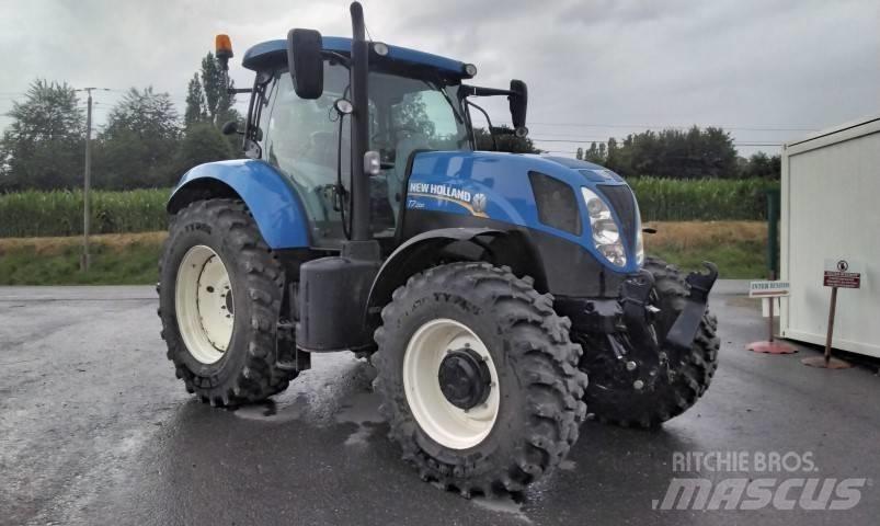 New Holland T 7.200 الجرارات