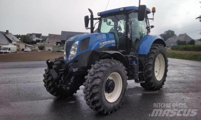 New Holland T 7.200 الجرارات