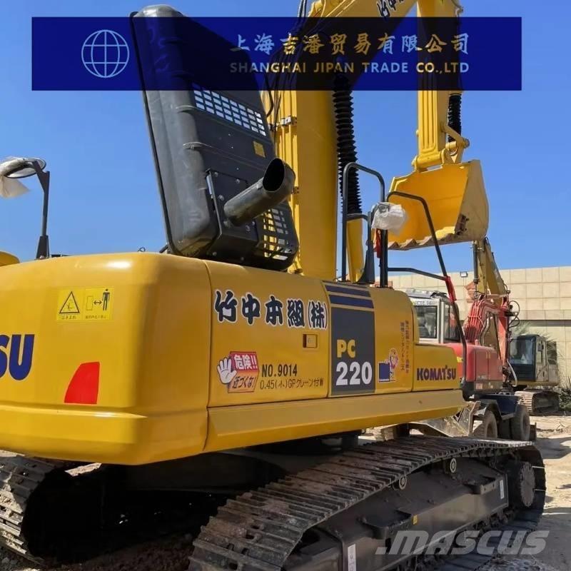 Komatsu PC 220 حفارات زحافة