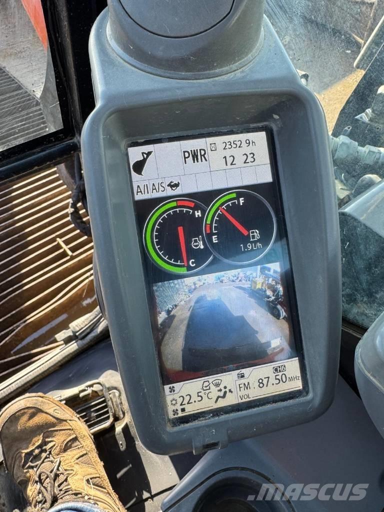 Hitachi ZX 85 USB-6 حفارات وسط 7 طن - 12 طن