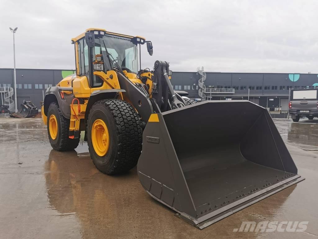 Volvo L 110 H2 لوادر بعجل