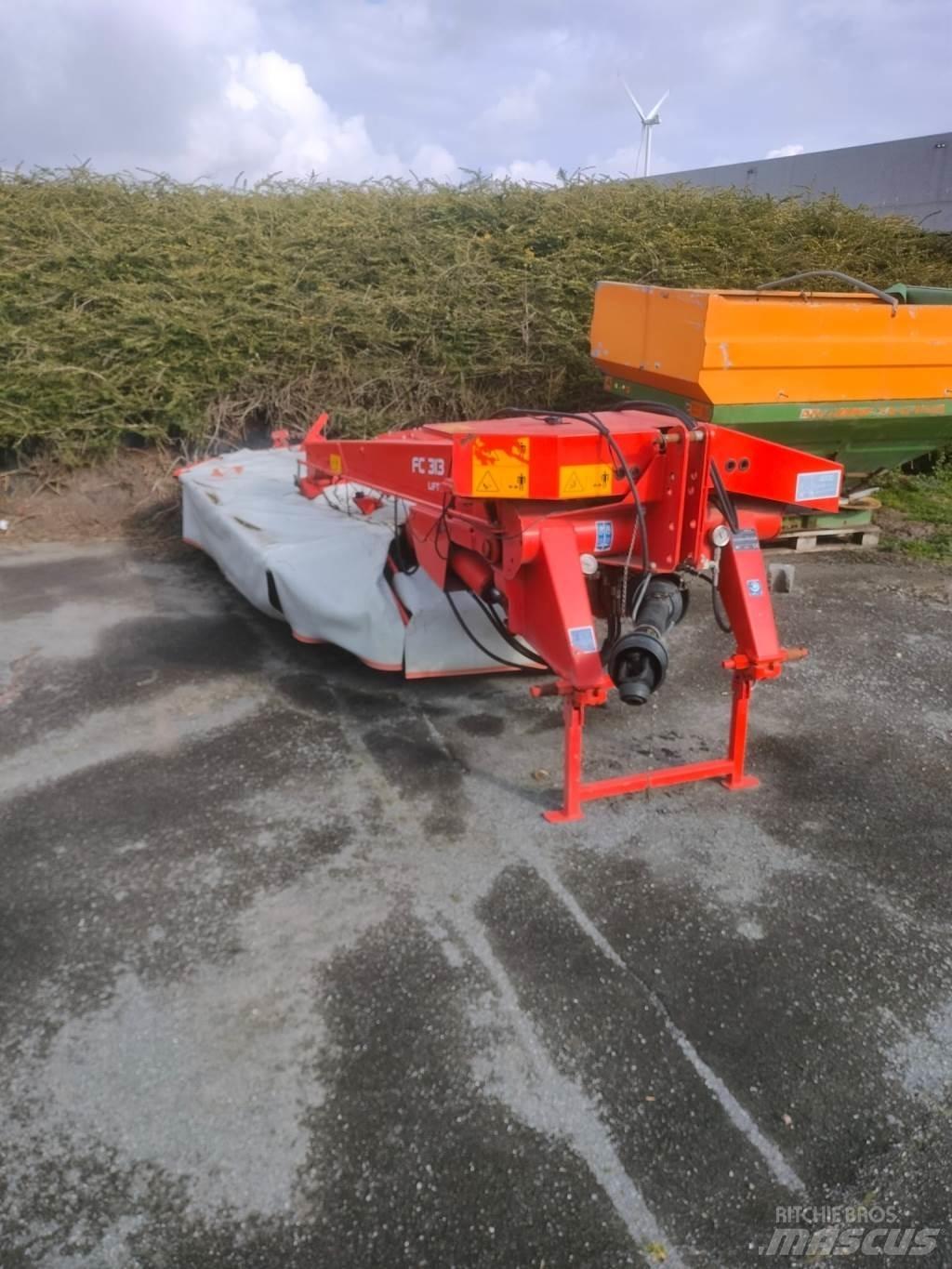 Kuhn FC 313 جزازات