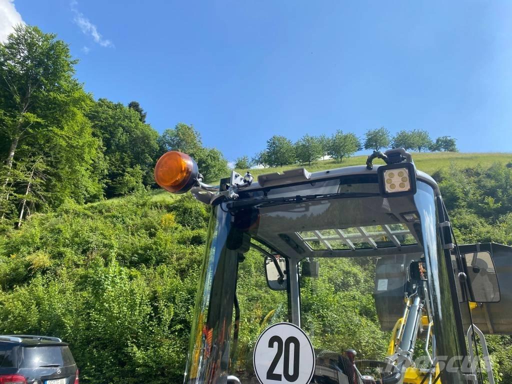 Wacker Neuson WL 28 لوادر بعجل