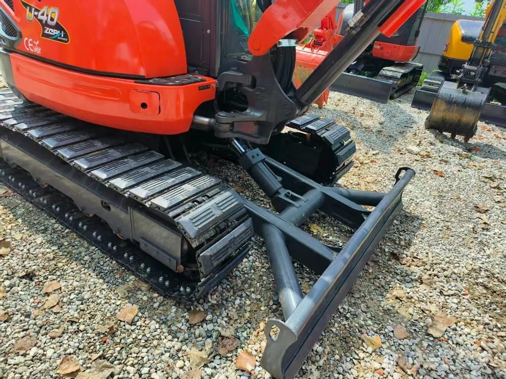 Kubota U 40 حفارات صغيرة أقل من 7 طن (حفارات صغيرة)