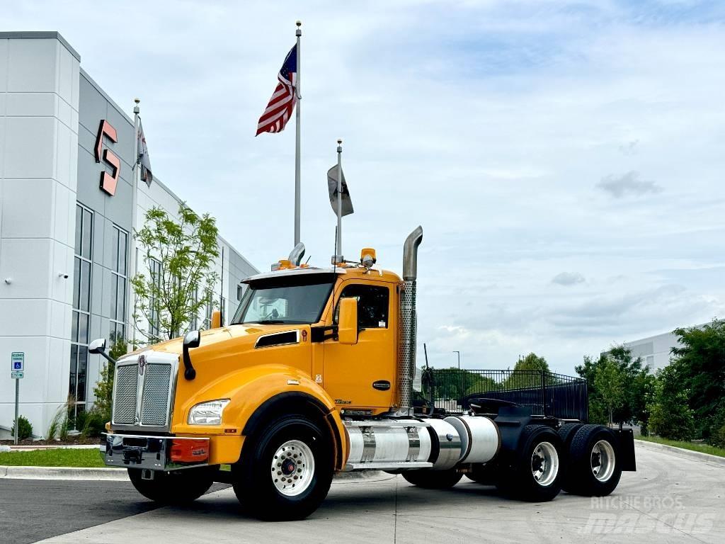 Kenworth T880 وحدات الجر