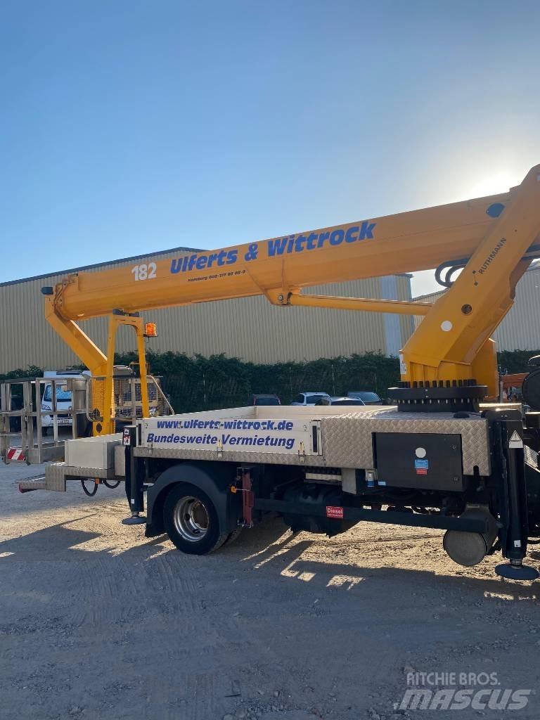 Ruthmann T 330 المنصات الهوائية المثبتة على شاحنة