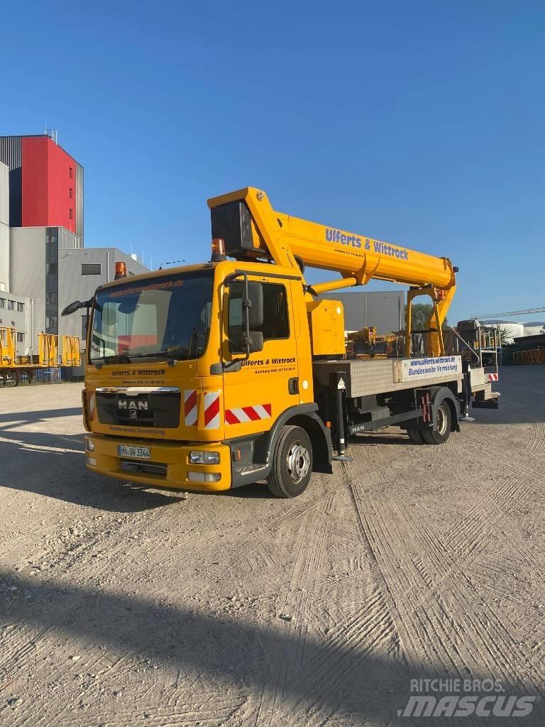 Ruthmann T 330 المنصات الهوائية المثبتة على شاحنة