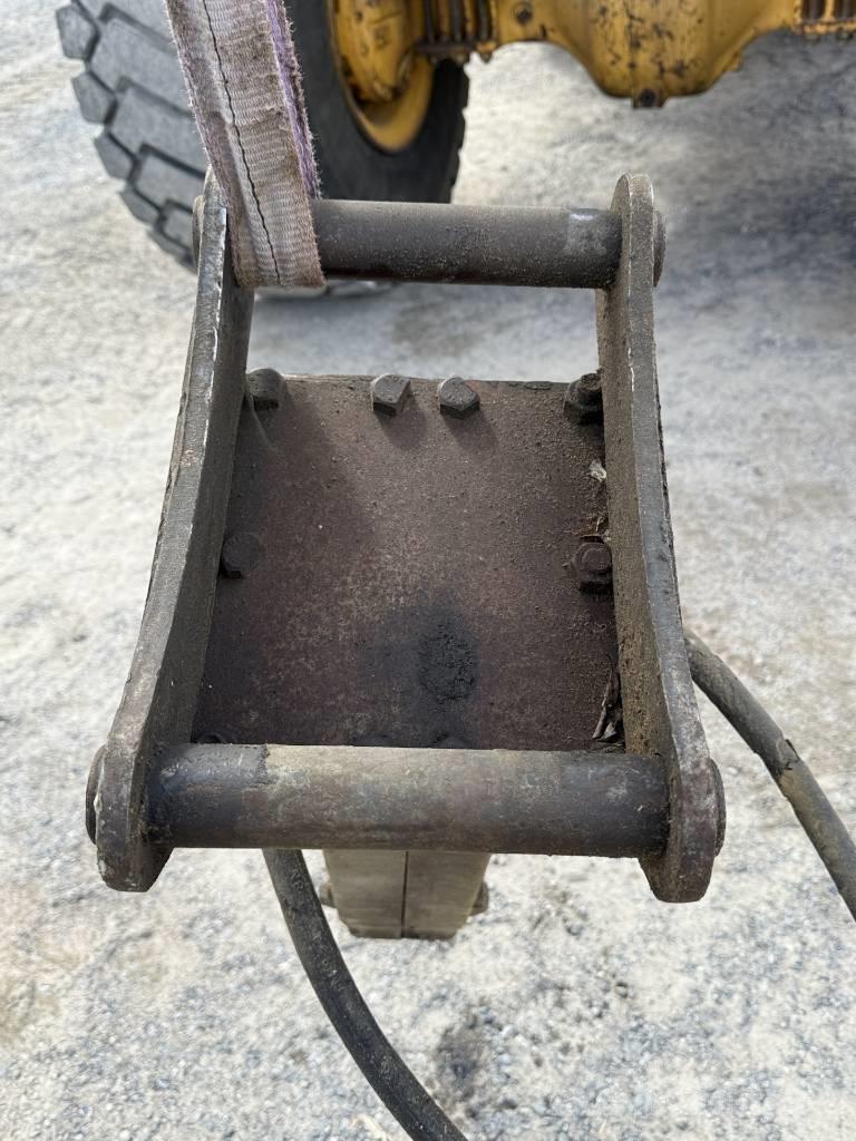 NPK E 200 ( S40 ) مطارق / كسارات