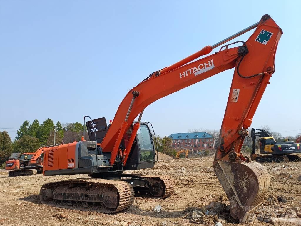 Hitachi ZX 200 حفارات وسط 7 طن - 12 طن