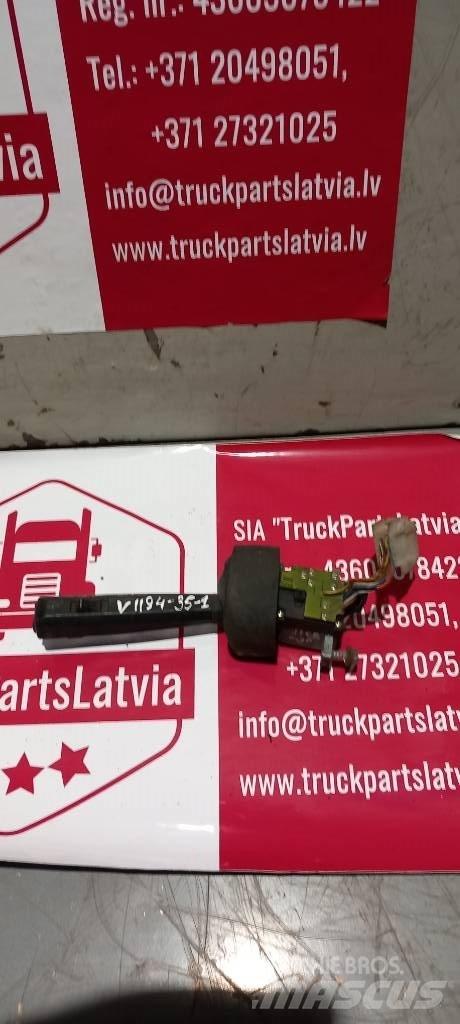 Volvo FH 12.   3172171 كابينة والداخلية