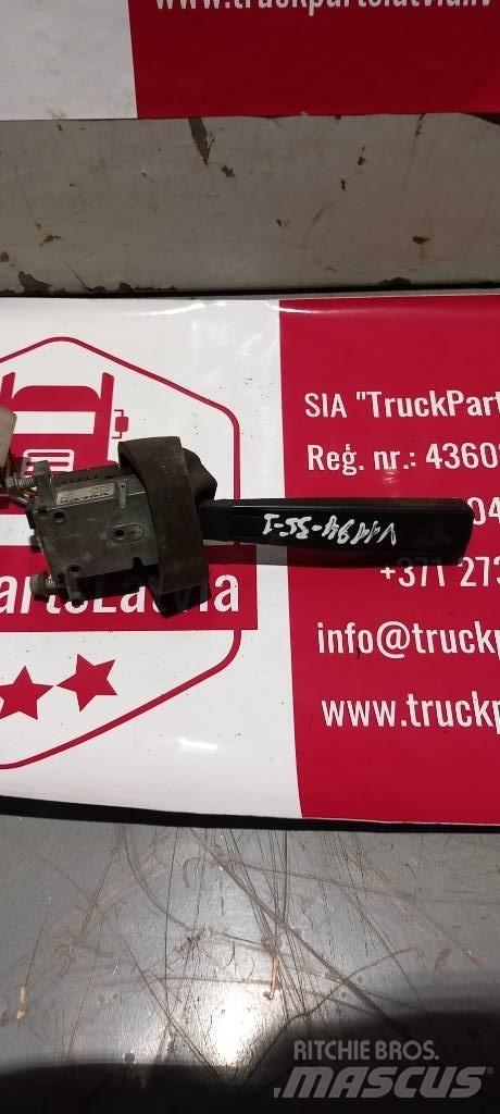 Volvo FH 12.   3172171 كابينة والداخلية