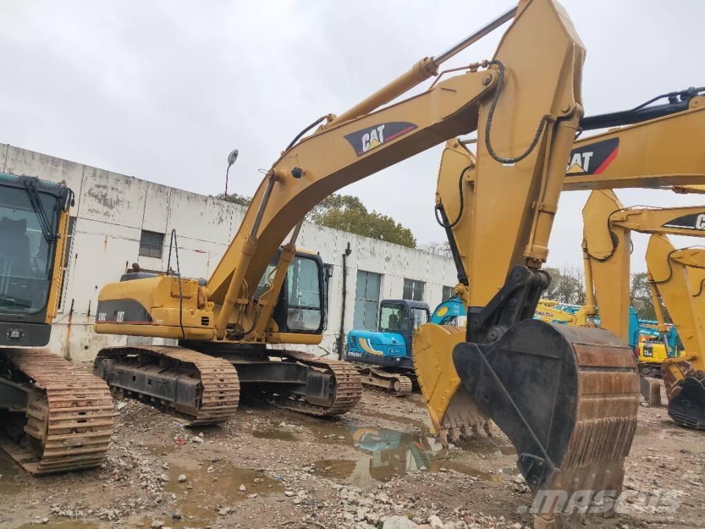 CAT 330C حفارات زحافة