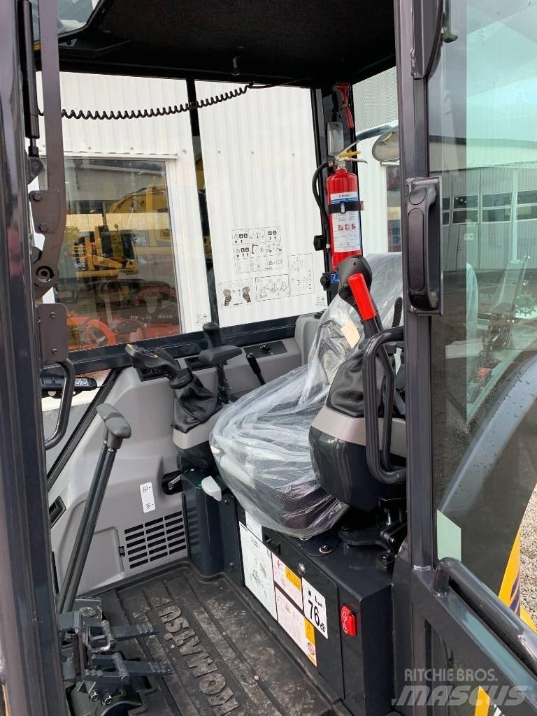 Komatsu PC26 MR-5 حفارات صغيرة أقل من 7 طن (حفارات صغيرة)