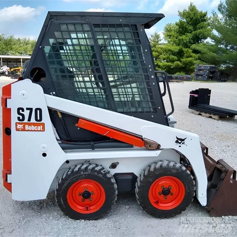 Bobcat S 70 لوادر انزلاقية التوجيه