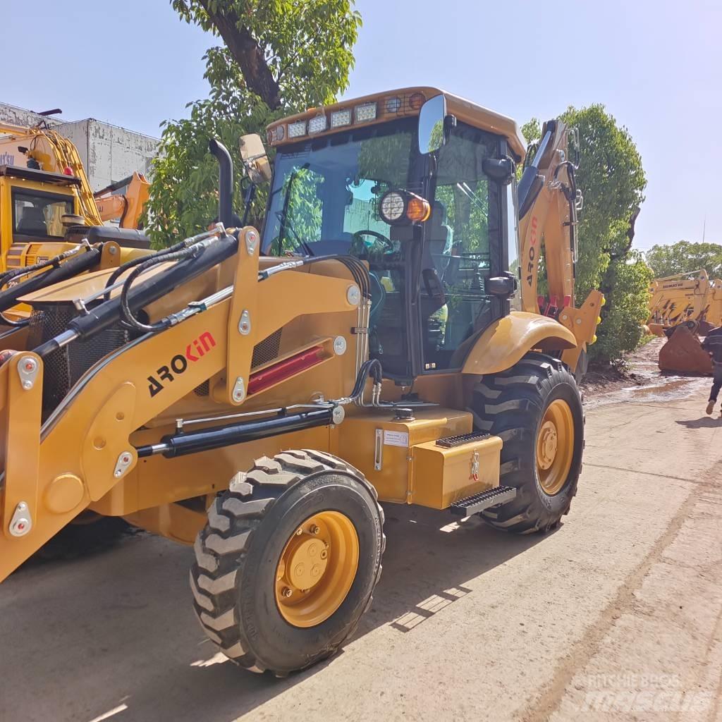 CAT 420F لوادر ذات جرافات عكسية