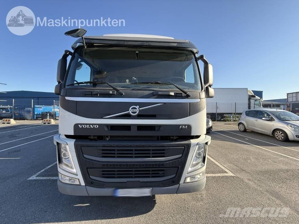 Volvo FM 340 شاحنات ذات هيكل صندوقي