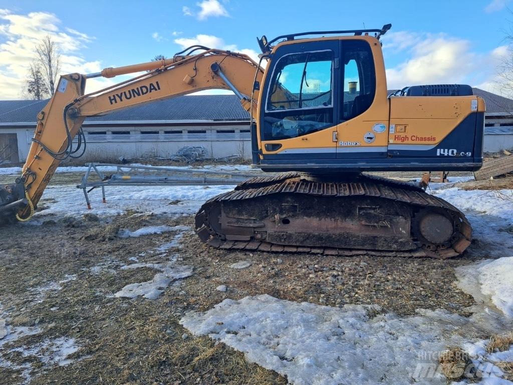 Hyundai 140 C-9 حفارات زحافة