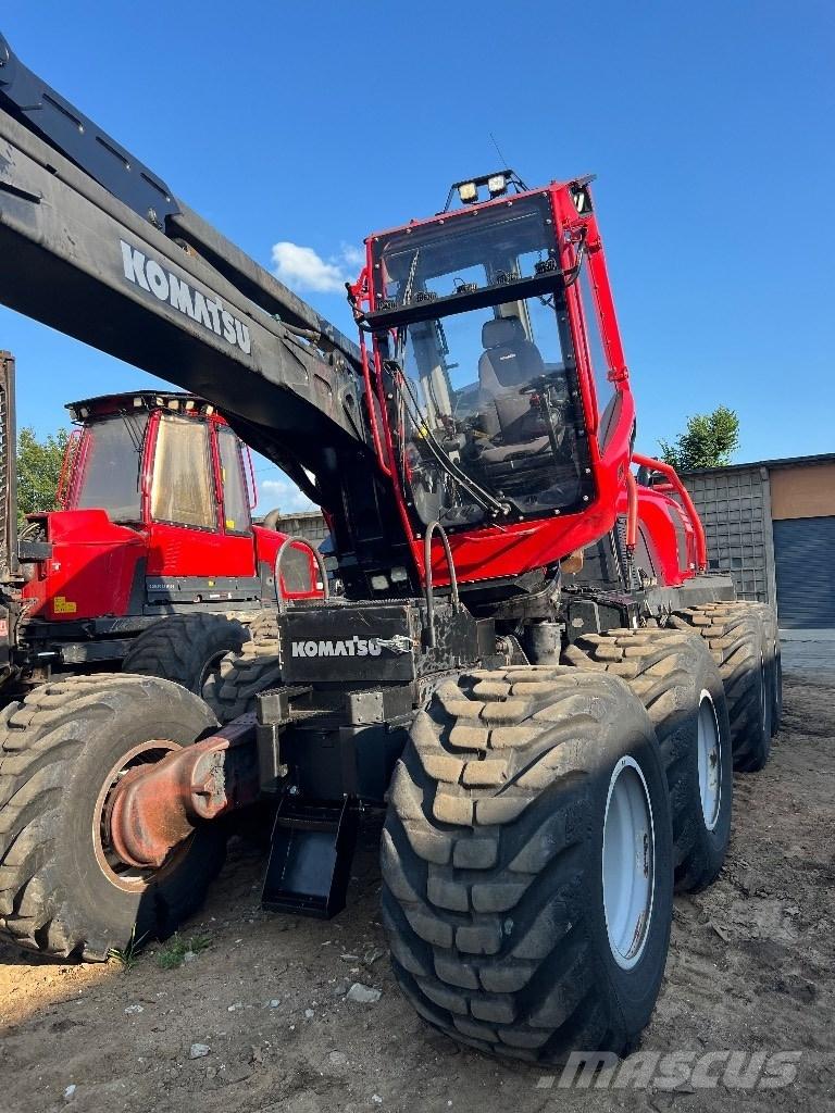 Komatsu 931 XC حصادات