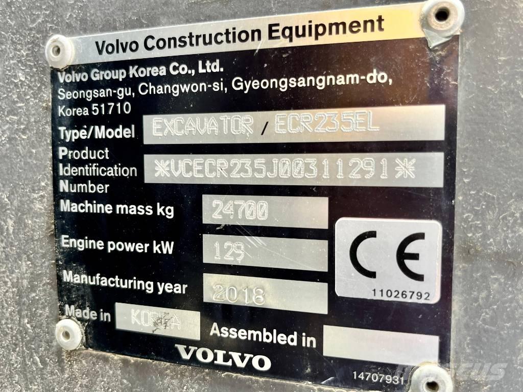 Volvo ECR 235 E حفارات زحافة