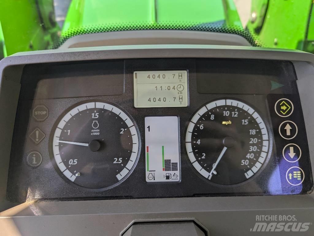 John Deere 6120 M الجرارات