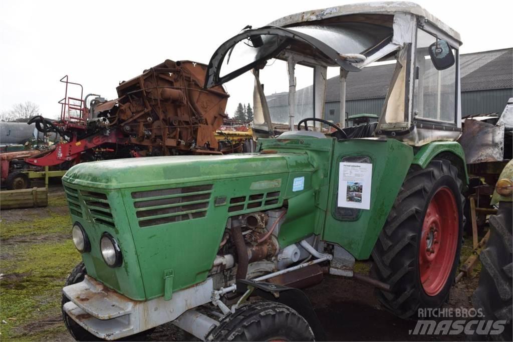 Deutz-Fahr D4006 الجرارات
