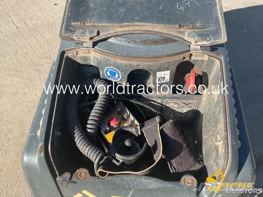 Bomag BMP 8500 دكاكات أفقية