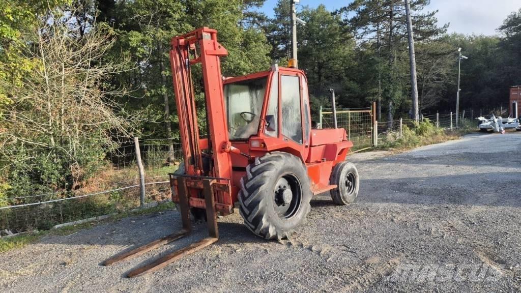 Manitou M 226 CP شاحنات الديزل