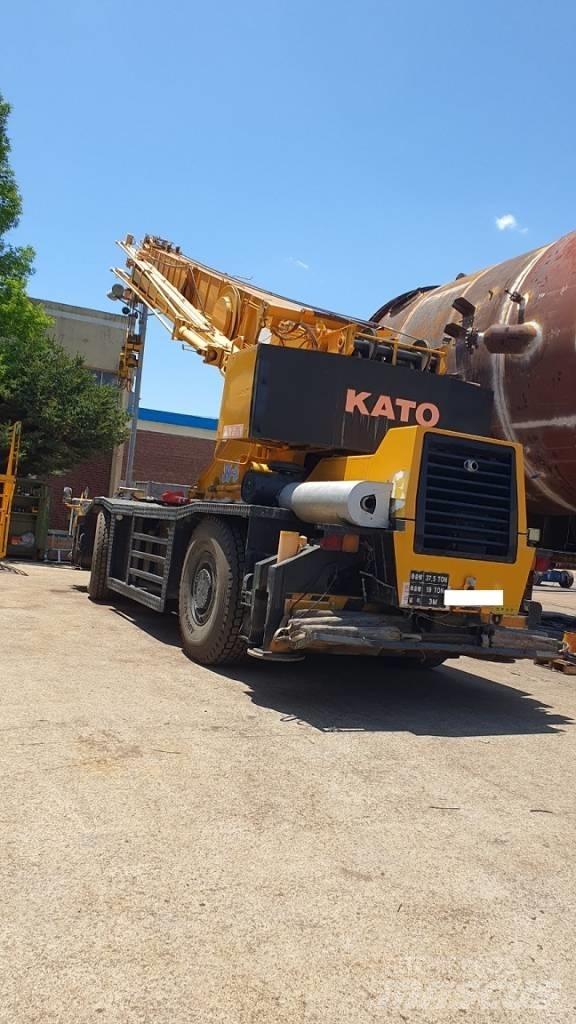Kato SS 500 رافعات الطرق الوعرة