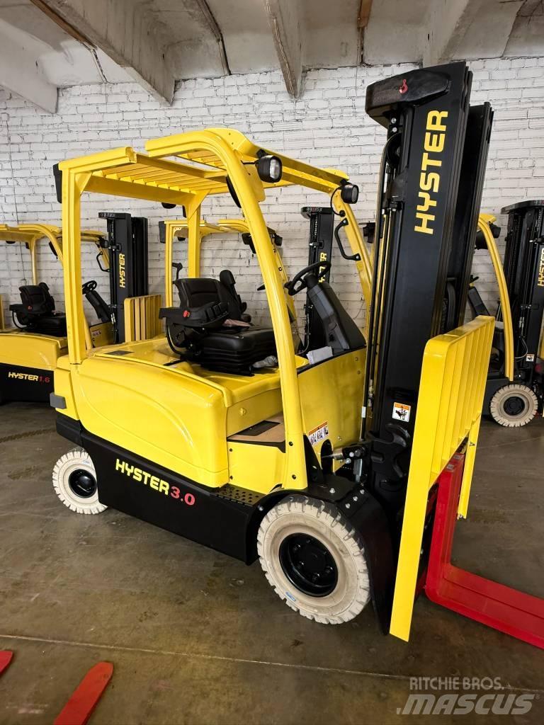 Hyster J3.0XN شاحنات ذات رافعات شوكية تعمل بالكهرباء