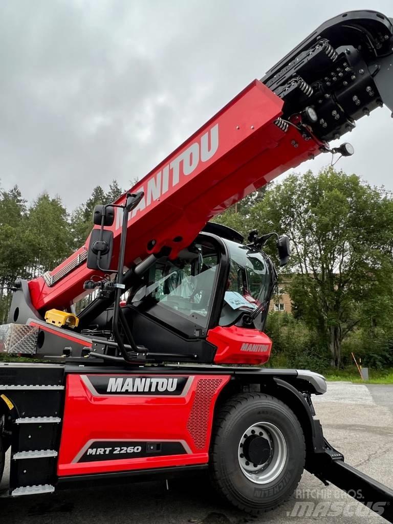 Manitou MRT 2260 مناولات متداخلة